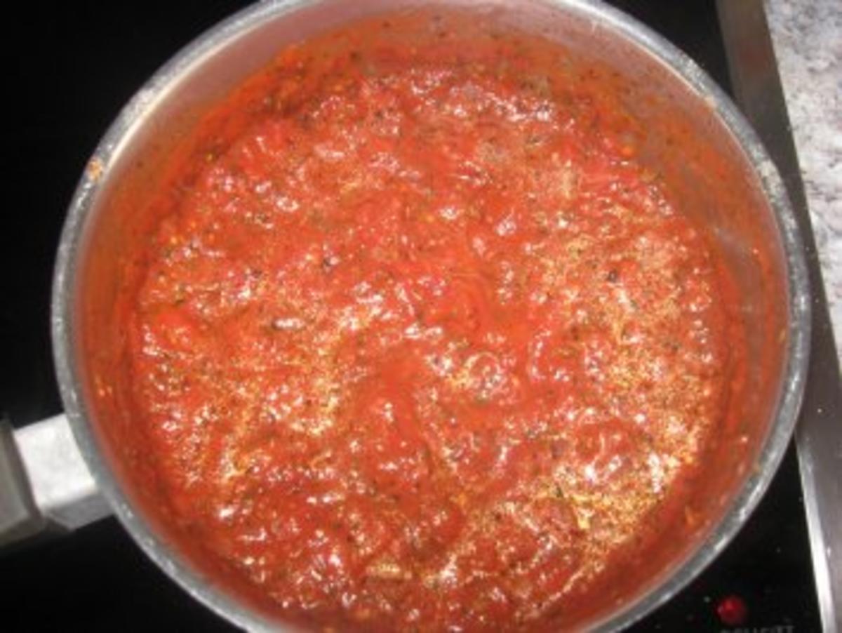 Spaghetti mit fruchtig-stückiger Tomatensoße - Rezept - Bild Nr. 5