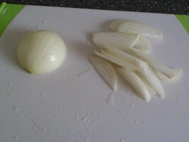 Rezept: Hähnchengeschnetzeltes in Kokos - Erdnuss - Soße Bild Nr. 4 Hähnchengeschnetzeltes in Kokos - Erdnuss - Soße - Rezept - Bild Nr. 4