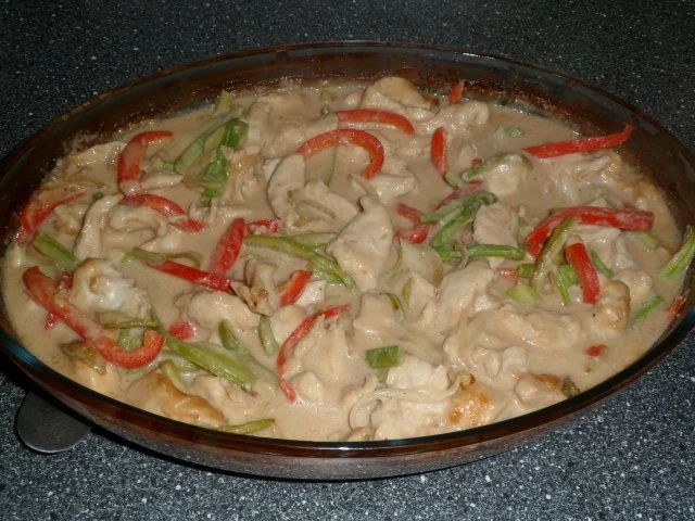 Rezept: Hähnchengeschnetzeltes in Kokos - Erdnuss - Soße Bild Nr. 11 Hähnchengeschnetzeltes in Kokos - Erdnuss - Soße - Rezept - Bild Nr. 11