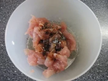 Fit in den Frühling Salat mit Hähnchenbruststreifen - Rezept - Bild Nr. 4