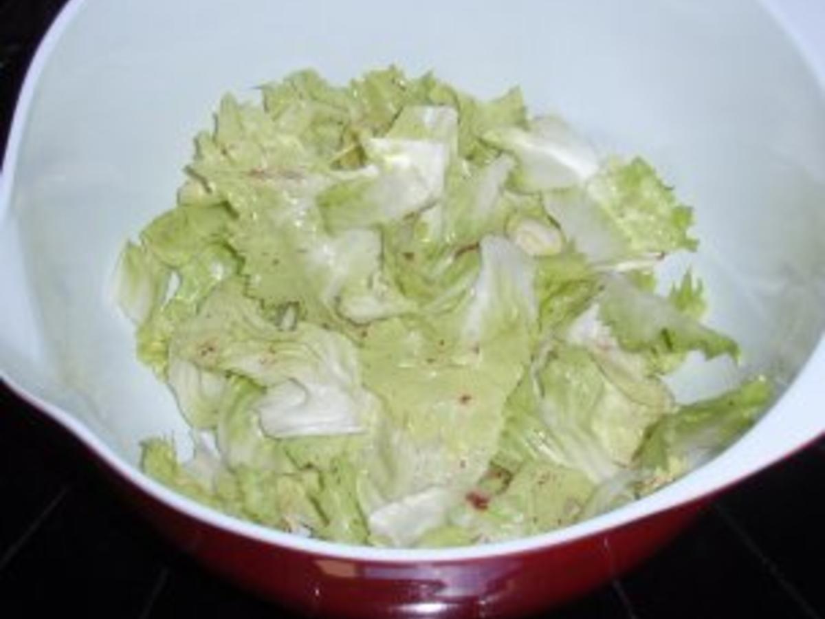 *Schlemmer*-Salat mit gebratenem Lachs - schnell &amp; einfach - 249 kcal/100g