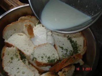 Rezept: Beilage : Semmelknödel Bild Nr. 3 Beilage : Semmelknödel - Rezept - Bild Nr. 3