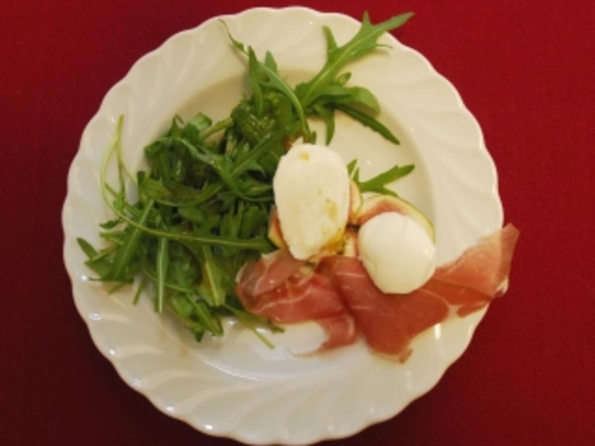 Feigen-Mozzarella-Salat (Thomas Fuchsberger) - Rezept - kochbar.de