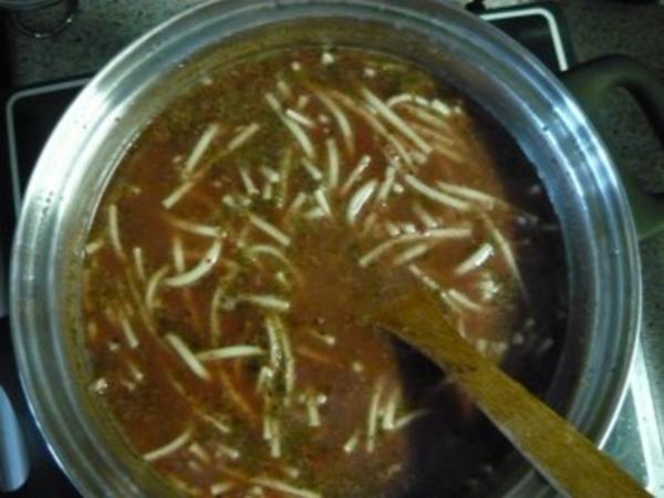 Hausmacher Wurstsuppe mit Fadennudeln - schnell &amp; einfach - von ...