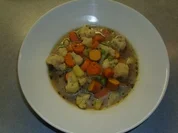 Eintöpfe: Gemüsetopf mit Würstchenscheiben - Rezept