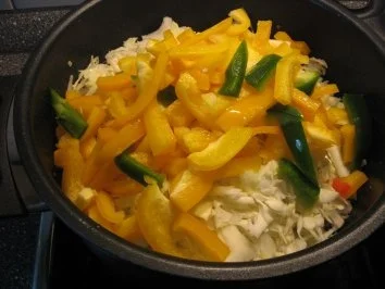 Rezept: Hack-Kohl-Paprika Topf Bild Nr. 11 Hack-Kohl-Paprika Topf - Rezept - Bild Nr. 11