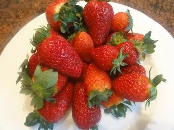 Dessert:   ERDBEERMOUSSE - Rezept - Bild Nr. 2