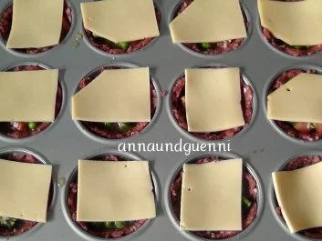 gefüllte Hack-Muffins - Rezept - Bild Nr. 5