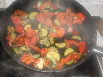 geschwenkten Gemüse - als Beilage zum Wolfsbarsch und Pilz-Schweinefleisch-Pfanne - Rezept - Bild Nr. 2