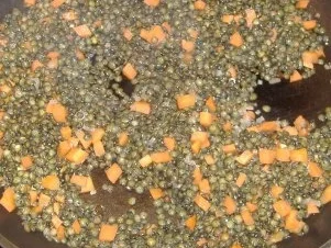 Linsensalat mit Ziegenkäse und Mango in Chili-Vinaigrette - Rezept - Bild Nr. 3