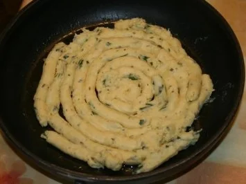 Rezept: Blutwurst Püree Torte Bild Nr. 7 Blutwurst Püree Torte - Rezept - Bild Nr. 7