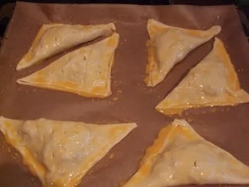 Blätterteigtaschen im Hot Dog Style - Rezept - Bild Nr. 5