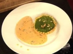 Spinat-Quiche mit Thymiansoße (Heike Henkel) - Rezept