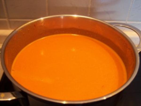 Tomatensuppe mit Kirschtomaten und Schalotten - Rezept mit Bild ...