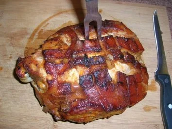 Rezept: Spanferkel-Krustenbraten mit lauwarmem Kartoffelsalat (deftige Hausmannskost: unsere Art) Bild Nr. 7 Spanferkel-Krustenbraten mit lauwarmem Kartoffelsalat (deftige Hausmannskost: unsere Art) - Rezept - Bild Nr. 7