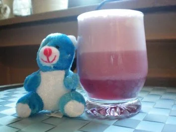 Eisbowle mit Kirschen (Fotos da..)oder Kirsch-Schlamm-Bowle genannt.... - Rezept