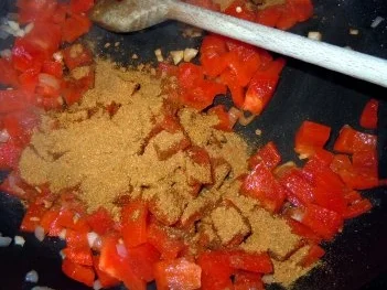 Rezept: Hähnchencurry "Drachenfeuer" Bild Nr. 4 Hähnchencurry "Drachenfeuer" - Rezept - Bild Nr. 4