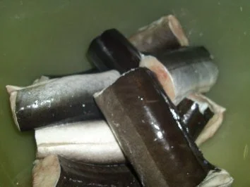 Rezept: Aal satt. frisch gebraten... Bild Nr. 3 Aal satt. frisch gebraten... - Rezept - Bild Nr. 3