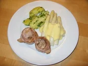 D: Schweinefilet im Baconkleid mit Spargelspitzen - Rezept