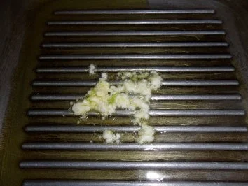 Zucchinsüppchen mit Apfel-Zwiebel-Schmelz - Rezept - Bild Nr. 9