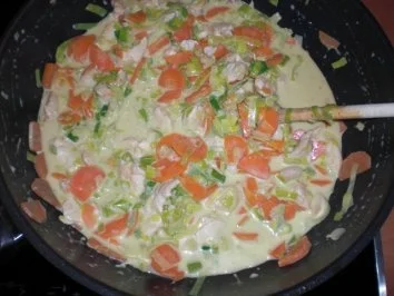 Rezept: Hähnchen-Curry mit Lauch und Möhren Bild Nr. 10 Hähnchen-Curry mit Lauch und Möhren - Rezept - Bild Nr. 10