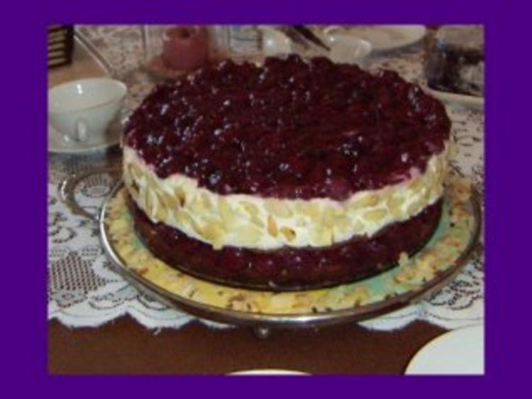 Sauerkirsch Käsetorte - einfach - 209 kcal/100g