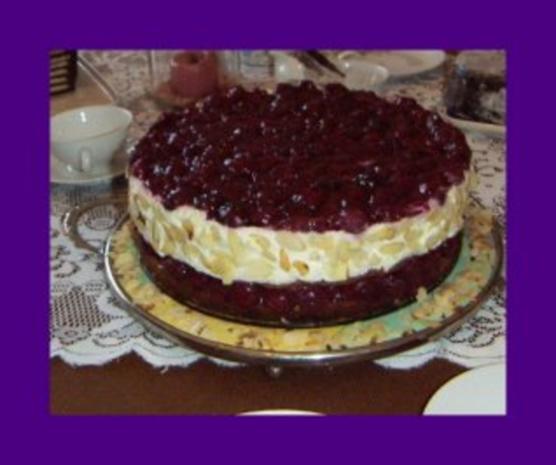 Sauerkirsch-Käsetorte - Rezept mit Bild - kochbar.de