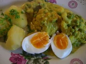 ++ Fleischlos++ Blumenkohl - Curry mit Erbsen und Ei - Rezept