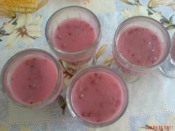 Dessert:..... ~ Rote Johannisbeer- Grütze mit Vanillesoße ~ - Rezept - Bild Nr. 3