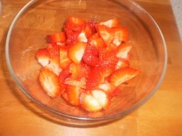 Rezept: Erdbeerschaum Bild Nr. 3 Erdbeerschaum - Rezept - Bild Nr. 3