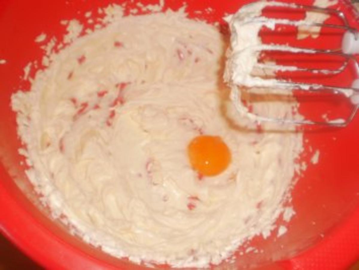 Erdbeer-Soufflée-Kuchen - Rezept - Bild Nr. 3