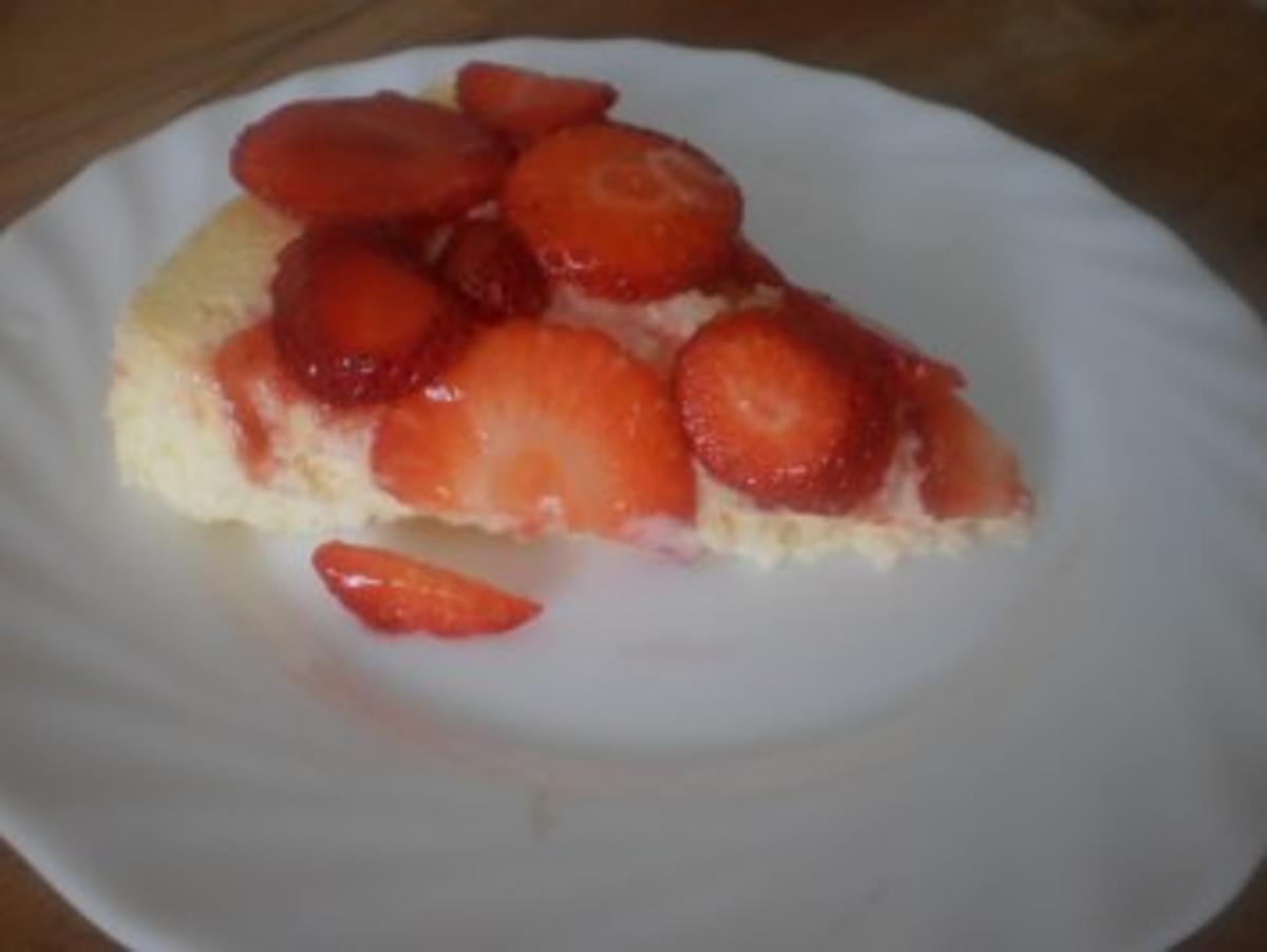 Erdbeer-Soufflée-Kuchen - Rezept