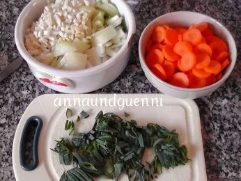 Rezept: bunter Gemüse-Gulaschtopf Bild Nr. 4 bunter Gemüse-Gulaschtopf - Rezept - Bild Nr. 4