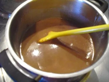 Rezept: Trüffeltorte Bild Nr. 3 Trüffeltorte - Rezept - Bild Nr. 3