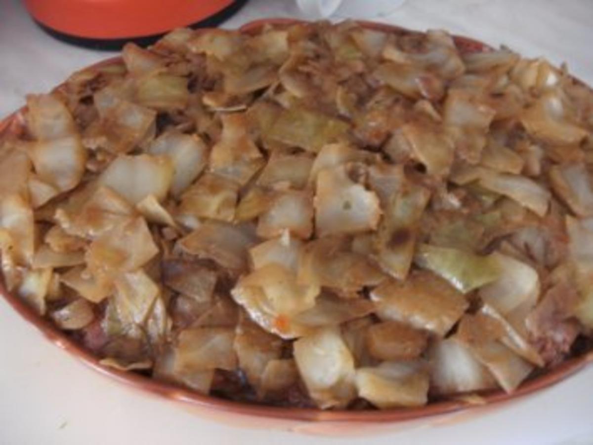 Schichtkraut - Weißkraut mit Hackfleisch und Kartoffeln geschichtet - Rezept - Bild Nr. 2