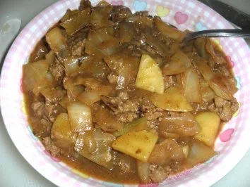 Schichtkraut - Weißkraut mit Hackfleisch und Kartoffeln geschichtet - Rezept