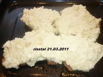 Putenschnitzel mit Zwiebel - Käsepüree  überbacken - Rezept - Bild Nr. 6