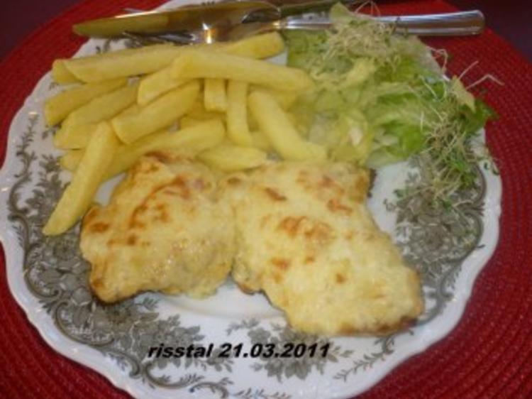 Putenschnitzel mit Zwiebel - Käsepüree überbacken - Rezept - kochbar.de