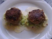 Kalbsbuletten auf Rahmspitzkohl - Rezept