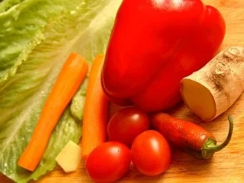 SalaRico mit Rindfleischstreifen und Knobibrot :-) - Rezept - Bild Nr. 2