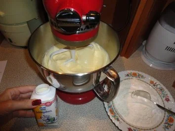 Sahne Kuchen - Rezept - Bild Nr. 3