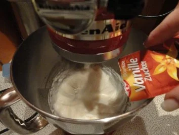 geeistes Erdbeer-Tiramisu-Törtchen - Rezept - Bild Nr. 8