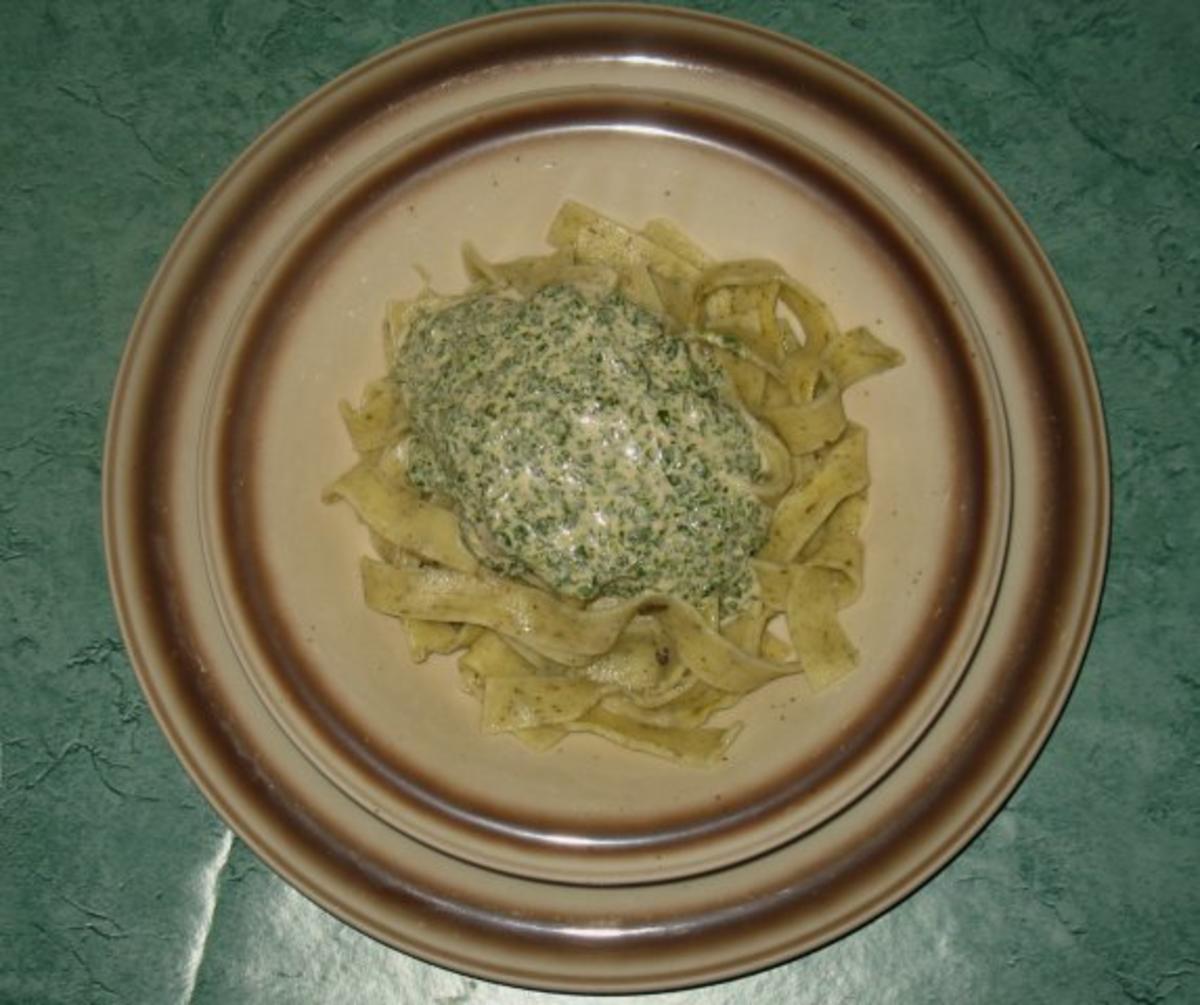 Pasta - Tagliatelle an Petersiliensahne - Rezept - Bild Nr. 8