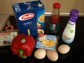 Rezept: Fusilli mit Paprika-Sahnesoße Bild Nr. 2 Fusilli mit Paprika-Sahnesoße - Rezept - Bild Nr. 2