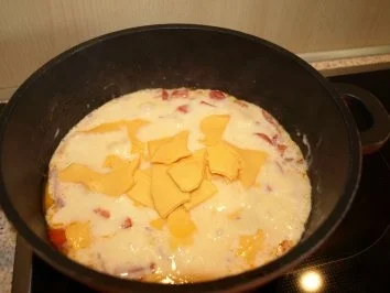 Rezept: Fusilli mit Paprika-Sahnesoße Bild Nr. 6 Fusilli mit Paprika-Sahnesoße - Rezept - Bild Nr. 6