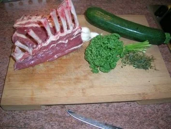 Lammrack mit Zucchini-Kräuter Kruste an Olivenkartoffelpüree - Rezept - Bild Nr. 6