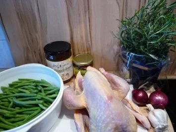 Rezept: Perlhuhn an Rosmarinkartöffelchen mit Pfifferling-Böhnchen Bild Nr. 2 Perlhuhn an Rosmarinkartöffelchen mit Pfifferling-Böhnchen - Rezept - Bild Nr. 2