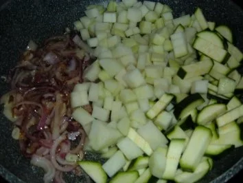 Rezept: Geflügel : Hähnchen - Gemüse - Pfanne Bild Nr. 3 Geflügel : Hähnchen - Gemüse - Pfanne - Rezept - Bild Nr. 3