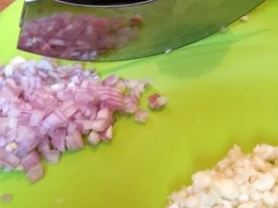 Hähnchen in Pfeffer-Tomaten-Sauce mit Spätzle - Rezept - Bild Nr. 2