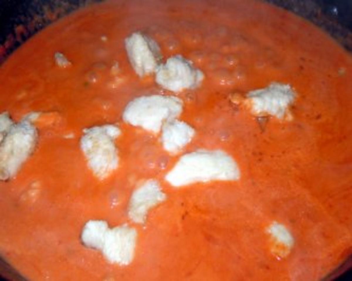 Hähnchen in Pfeffer-Tomaten-Sauce mit Spätzle - Rezept - Bild Nr. 7